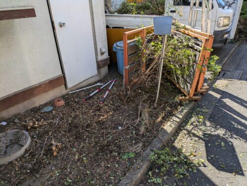 家周りの草むしり、木の伐採4